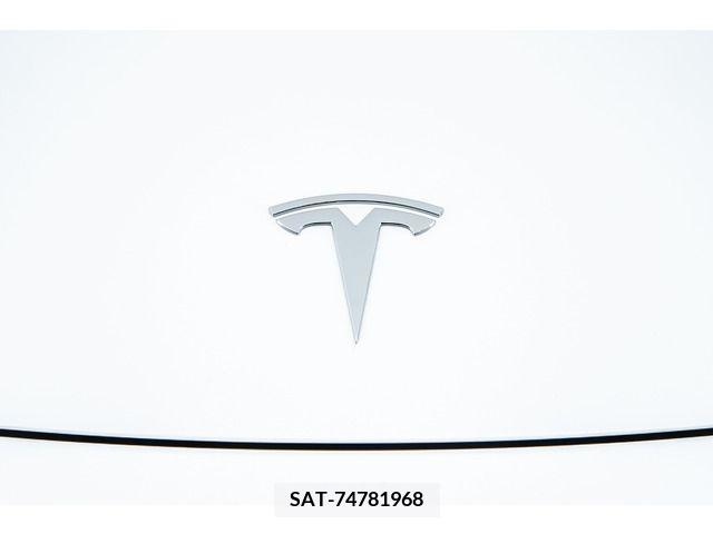 Tesla MODEL Y 2023-06 210255-19