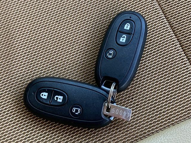 Suzuki EVERY WAGON 2021-04 182867-4