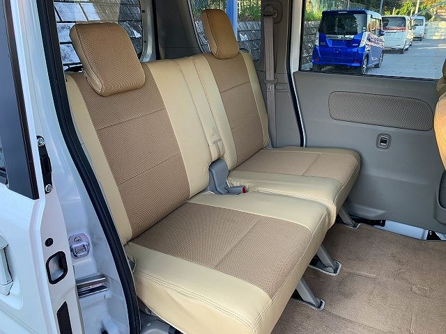 Suzuki EVERY WAGON 2021-04 182867-3