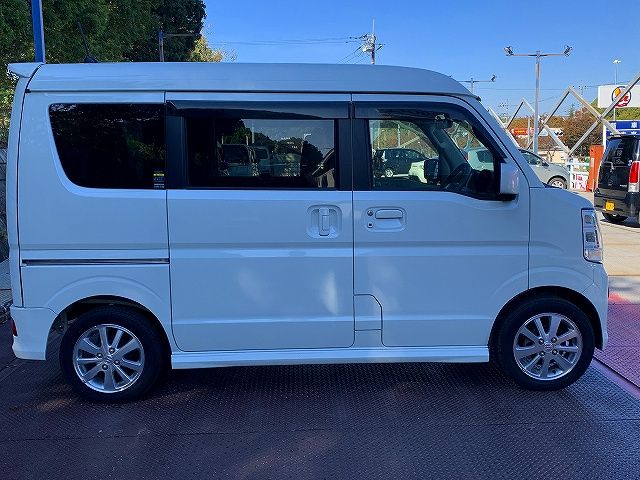 Suzuki EVERY WAGON 2021-04 182867-17