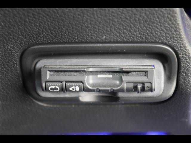 Honda VEZEL 2014-07 8187-5