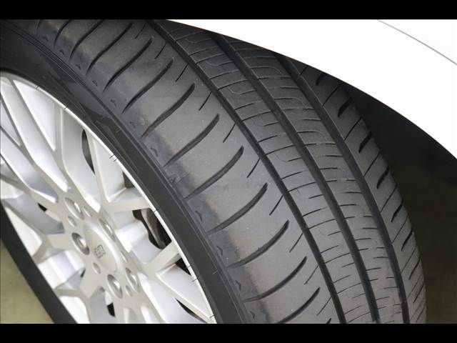 Honda VEZEL 2014-07 8187-24
