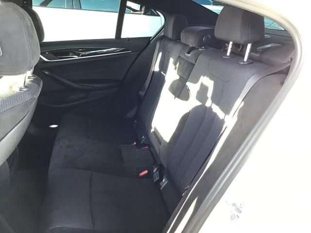 Bmw 5 SERIES 2017-06 18245-17