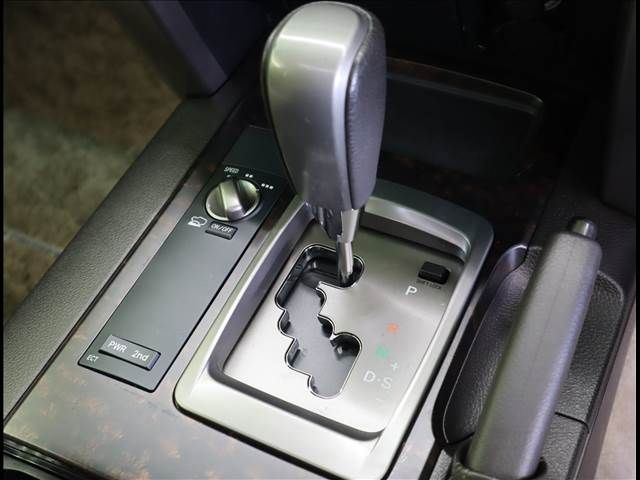 Toyota LAND CRUISER 2011-06 7213-14