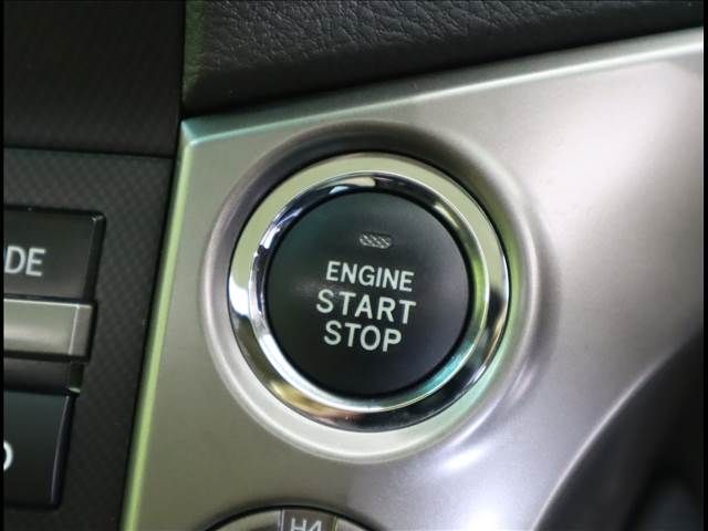 Toyota LAND CRUISER 2011-06 7213-10