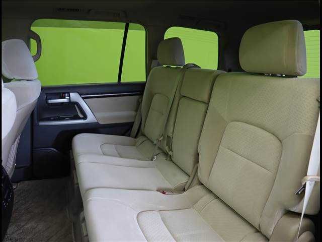 Toyota LAND CRUISER 2011-06 7213-27