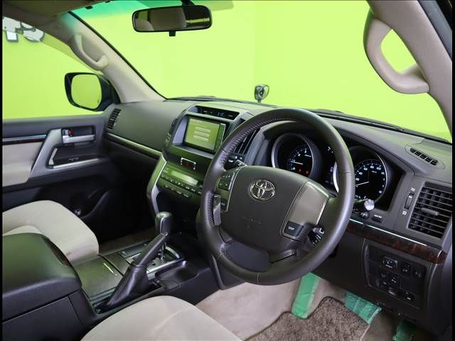 Toyota LAND CRUISER 2011-06 7213-17