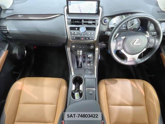 Lexus NX 2018-10 275681-1