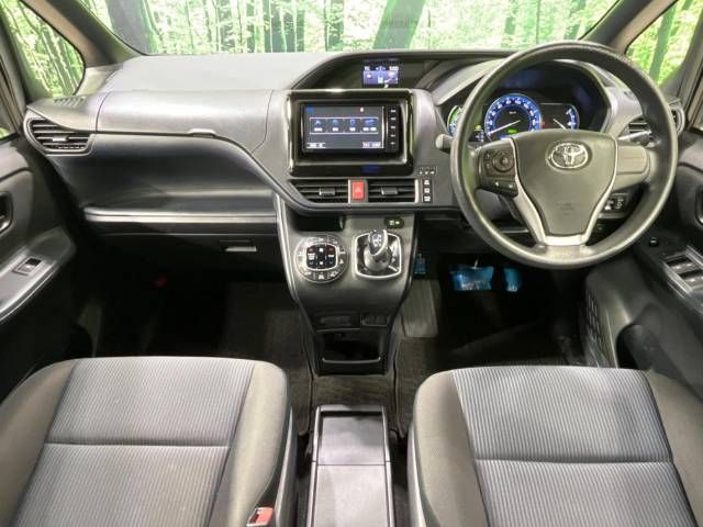 Toyota VOXY HYBRID 2015-02 13014-1