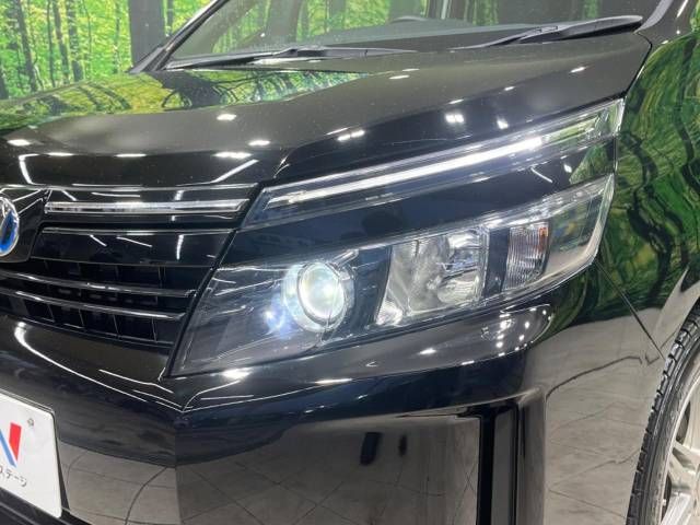 Toyota VOXY HYBRID 2015-02 13014-13