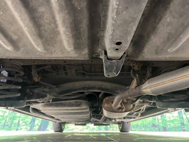 Toyota VOXY HYBRID 2015-02 13014-19