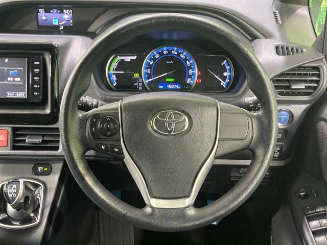 Toyota VOXY HYBRID 2015-02 13014-12