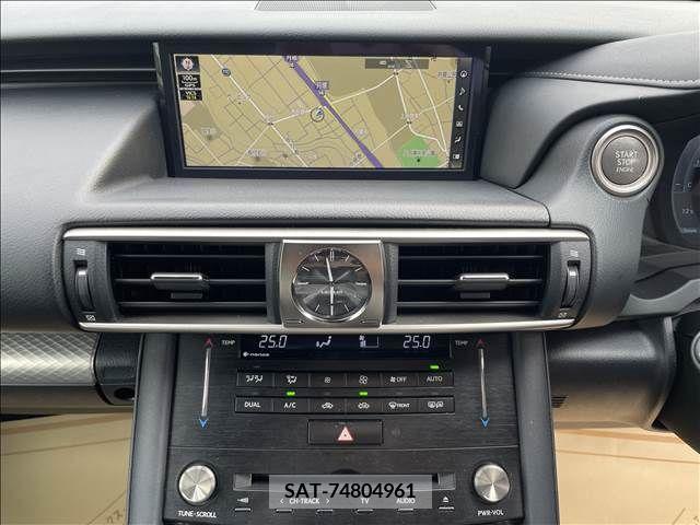 Lexus IS 2016-10 206866-9
