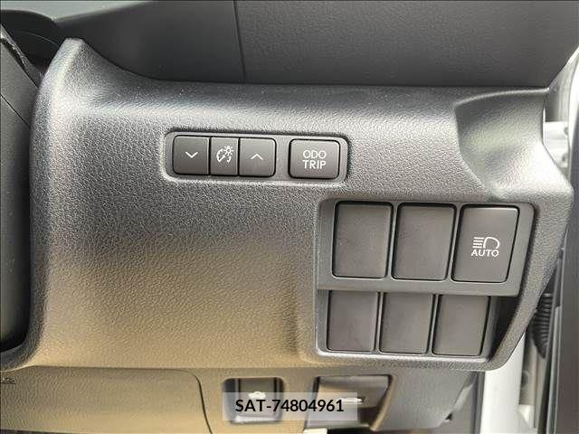 Lexus IS 2016-10 206866-10
