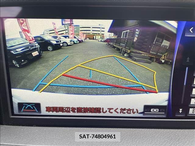 Lexus IS 2016-10 206866-7