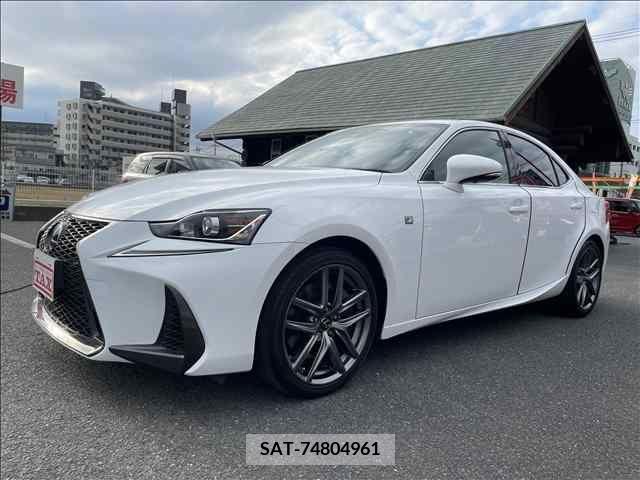 Lexus IS 2016-10 206866-0