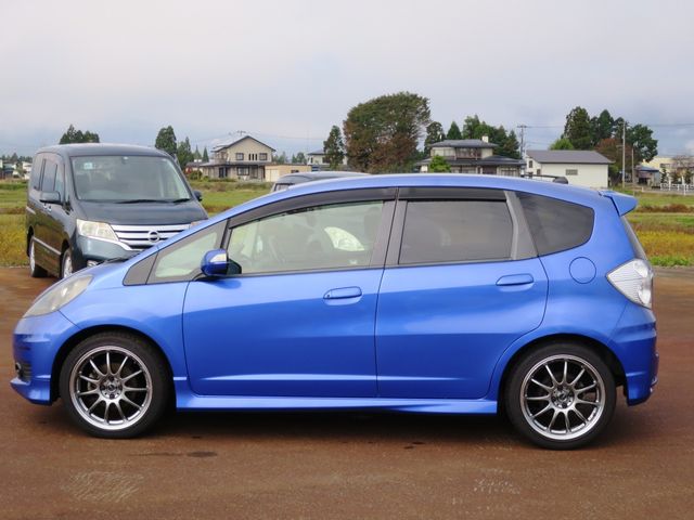 Honda FIT 2013-04 19076-4