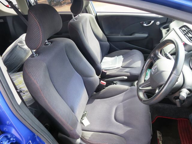 Honda FIT 2013-04 19076-9
