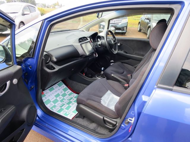 Honda FIT 2013-04 19076-5