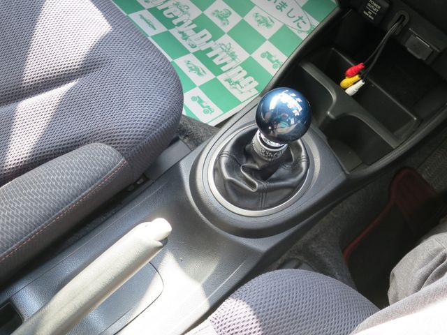 Honda FIT 2013-04 19076-15