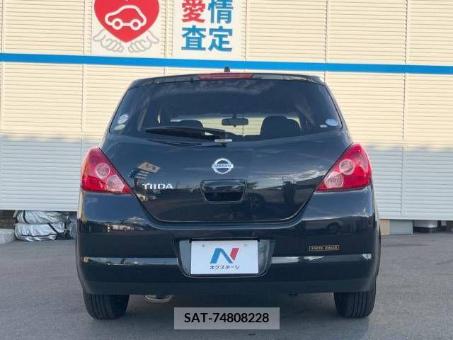 Nissan TIIDA 2007-09 394666-15
