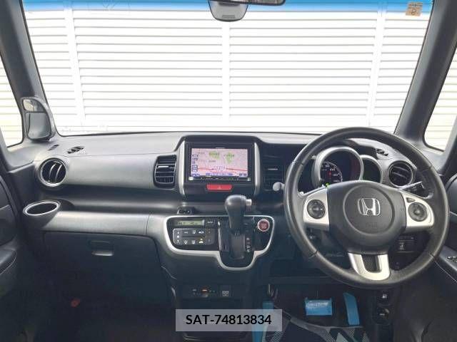 Honda N BOX 2016-05 333842-1