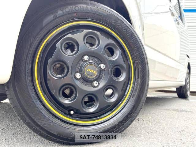 Honda N BOX 2016-05 333842-12