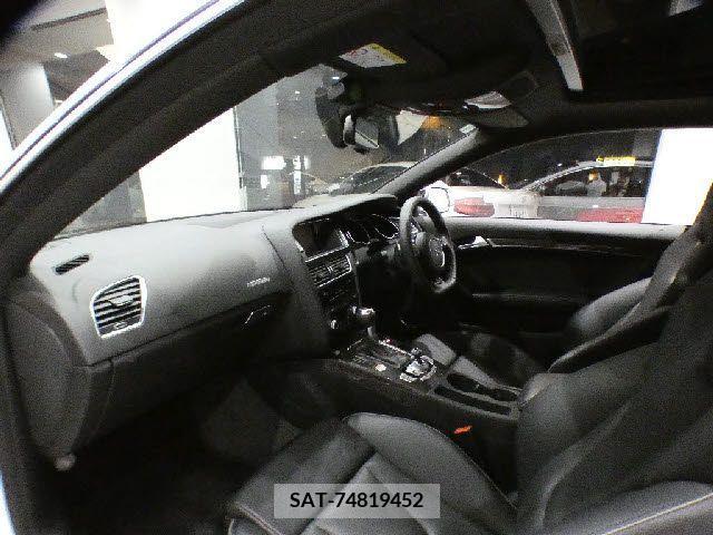 Audi RS5 2014-04 335979-1