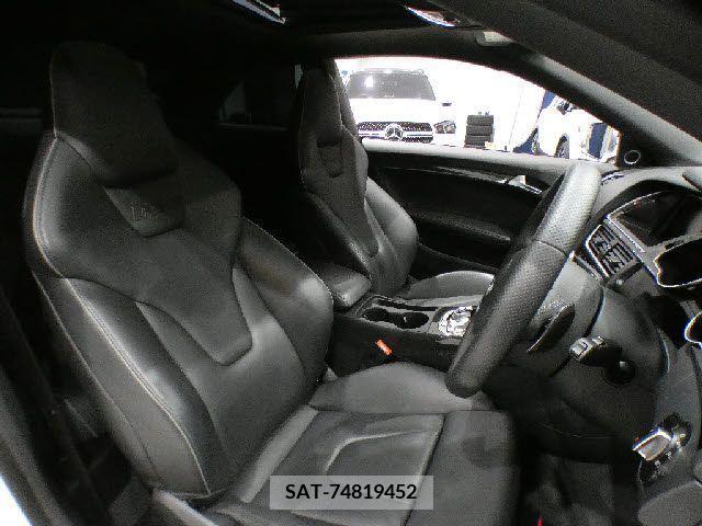 Audi RS5 2014-04 335979-23
