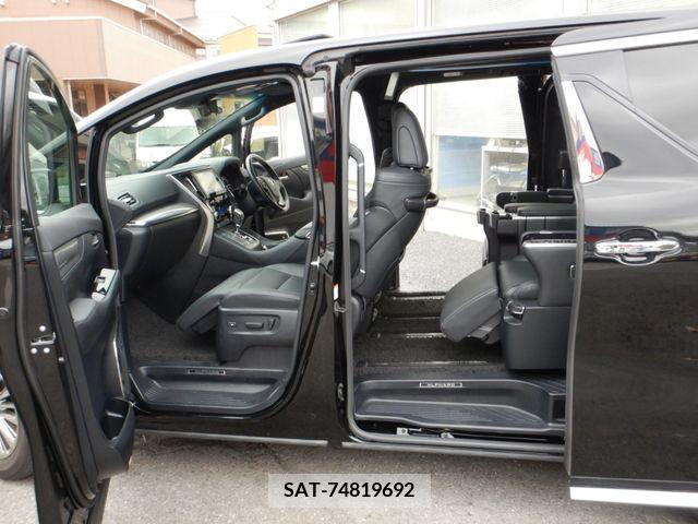 Toyota ALPHARD 2018-09 210456-18