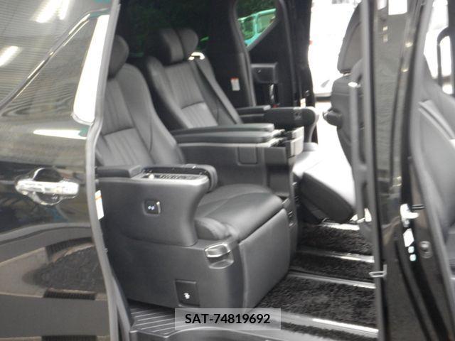 Toyota ALPHARD 2018-09 210456-5
