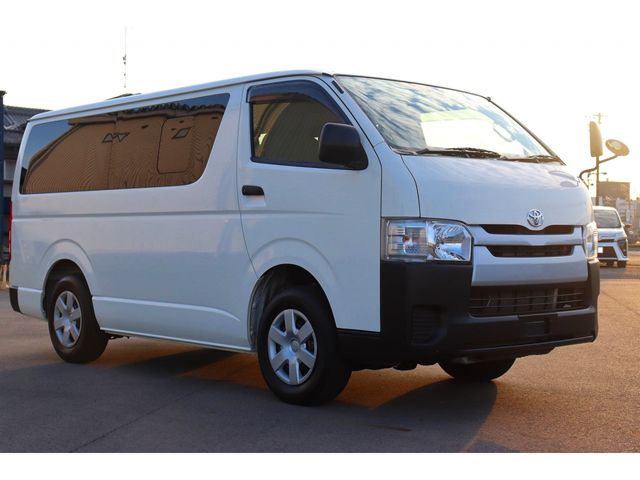 Toyota HIACE VAN 2018-09 27523-6