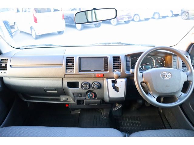 Toyota HIACE VAN 2018-09 27523-12