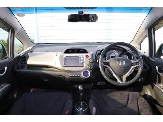 Honda FIT HYBRID 2012-08 18334-7