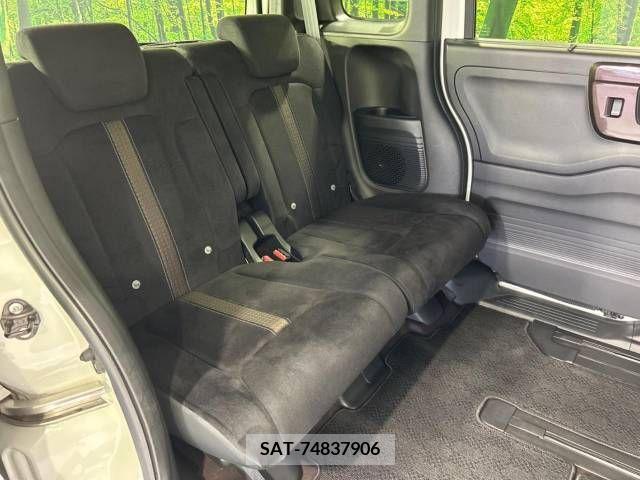 Honda N BOX CUSTOM 2020-03 298073-9