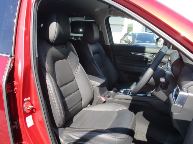 Mazda CX-5 2017-02 16432-10