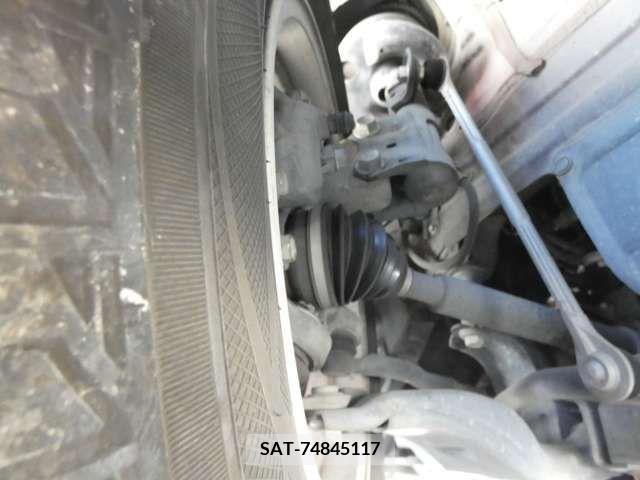 Toyota PRIUS 2012-01 366644-18