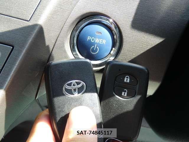 Toyota PRIUS 2012-01 366644-15