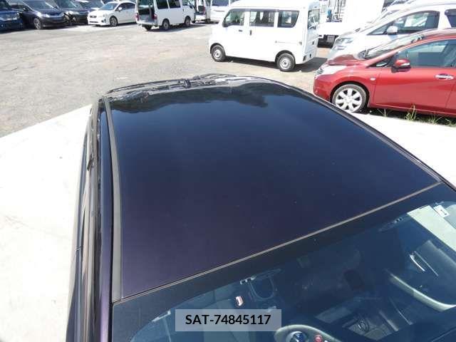 Toyota PRIUS 2012-01 366644-11