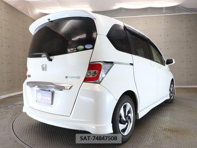 Honda FREED HYBRID 2014-09 360642-1