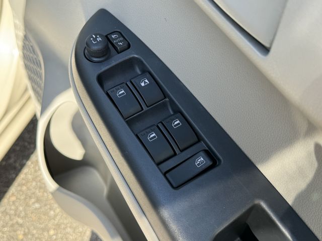 Toyota PASSO 2017-10 19445-17