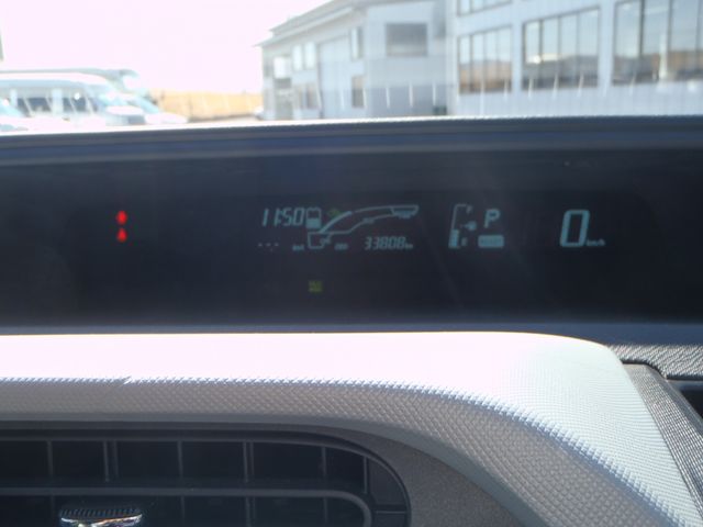 Toyota AQUA 2013-12 2261-22