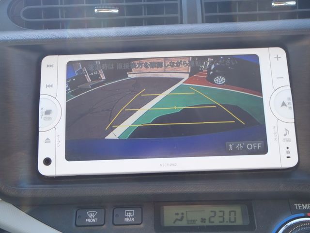 Toyota AQUA 2013-12 2261-21