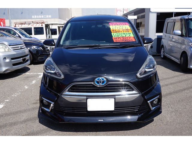 Toyota SIENTA 2016-08 13939-1