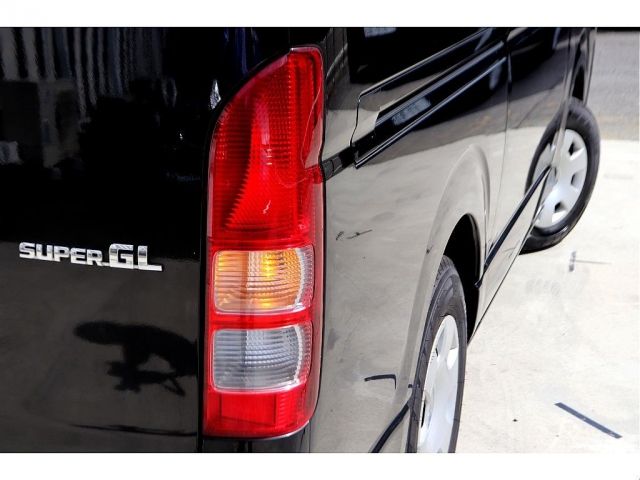 Toyota HIACE VAN 2011-01 10517-13
