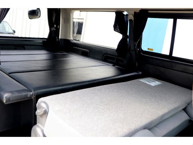Toyota HIACE VAN 2011-01 10517-17