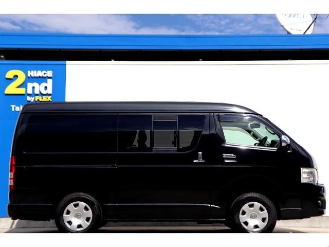 Toyota HIACE VAN 2011-01 10517-4