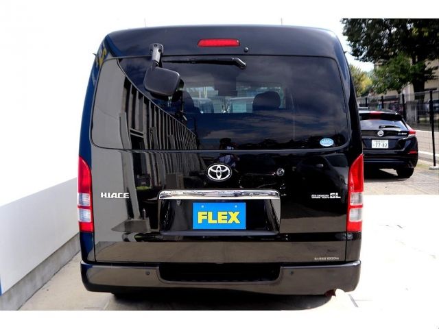 Toyota HIACE VAN 2011-01 10517-7