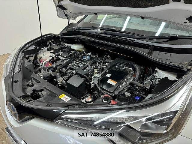 Toyota C-HR 2018-03 214245-17