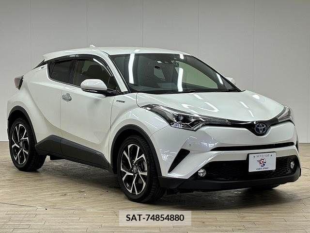 Toyota C-HR 2018-03 214245-13
